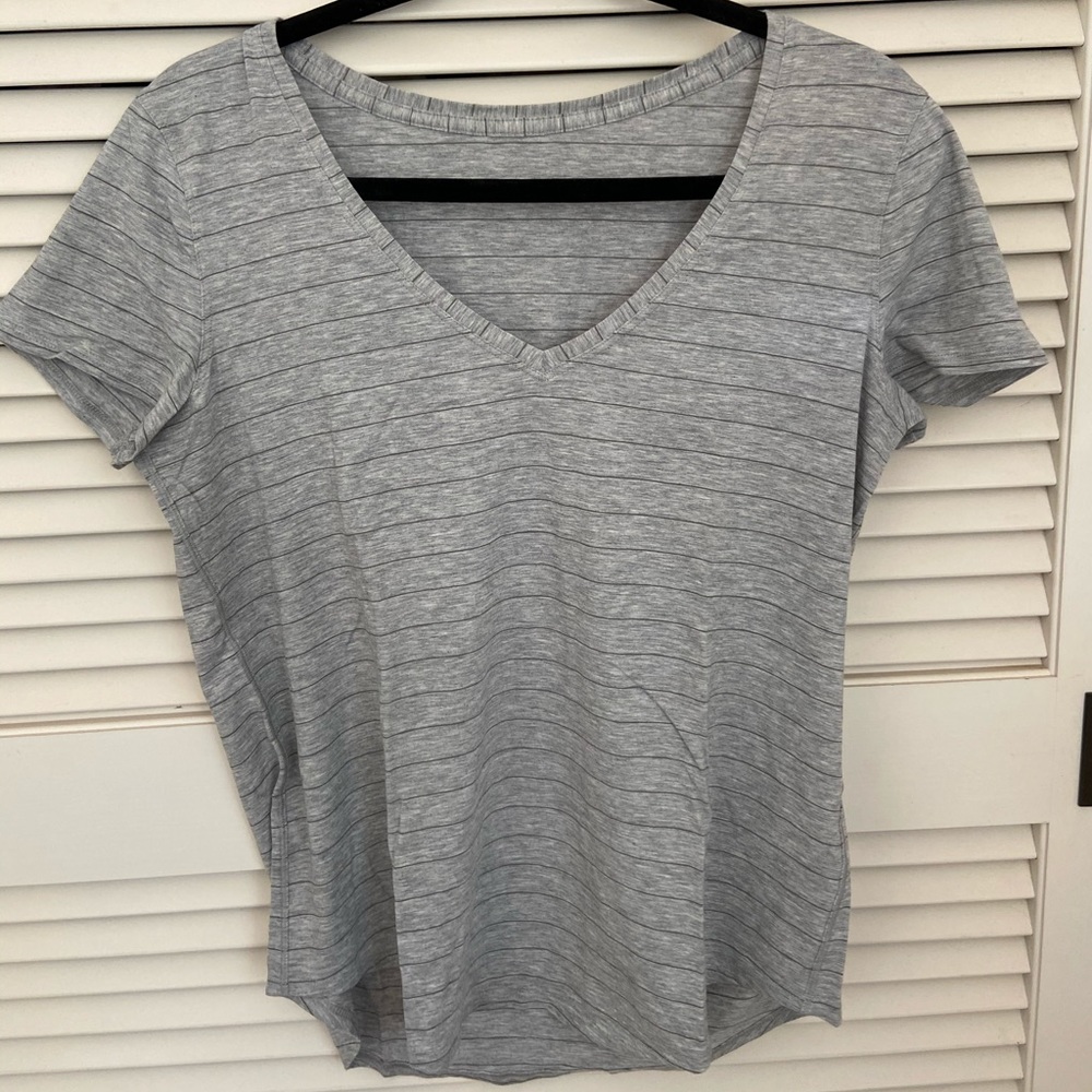 Lululemon T-Shirt